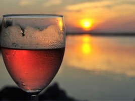 Rosé Wine | Nantucket, MA
