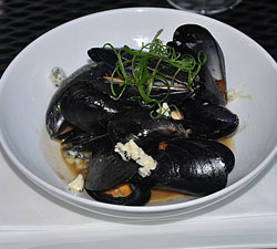 Captain Swain's Stout Mussels