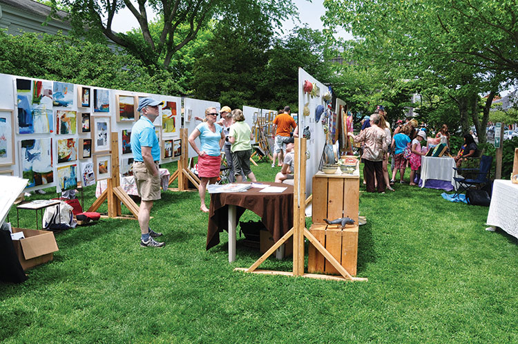 Artists Association of Nantucket Sidewalk Sale