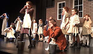 Nantucket Dreamland presents Annie Kids