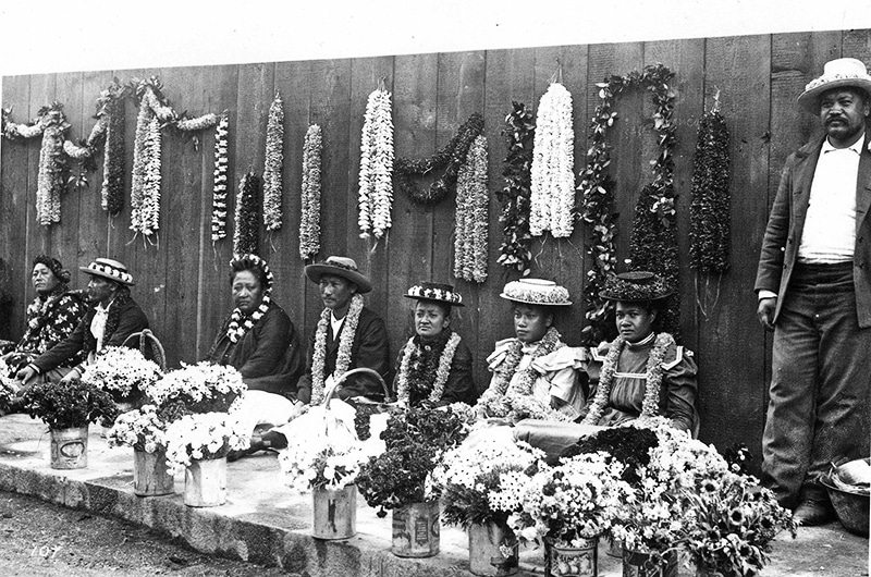 Hawaiian Lei Vendors | Nantucket History