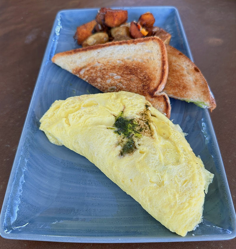 Gyp-Sea Café - Avocado Fresh Herb Omelette