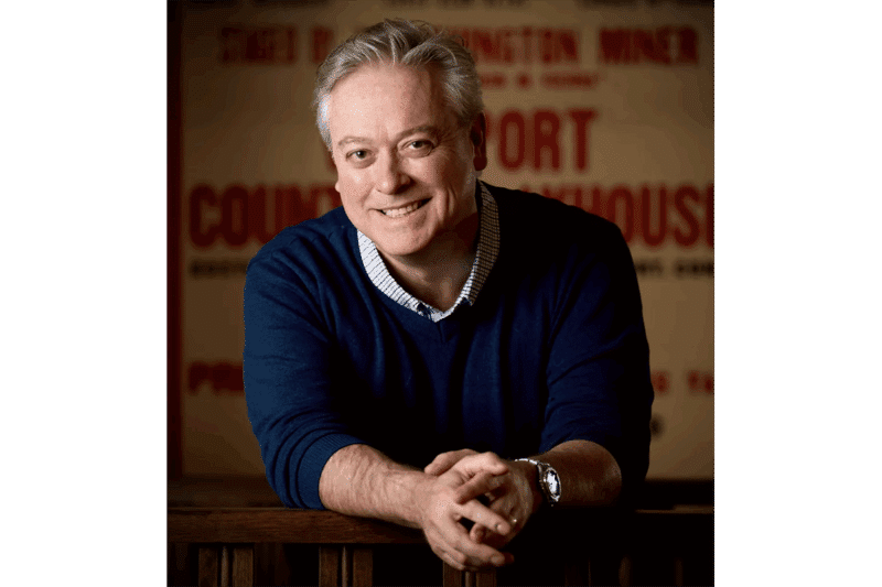 Head Shot Mark Shanahan